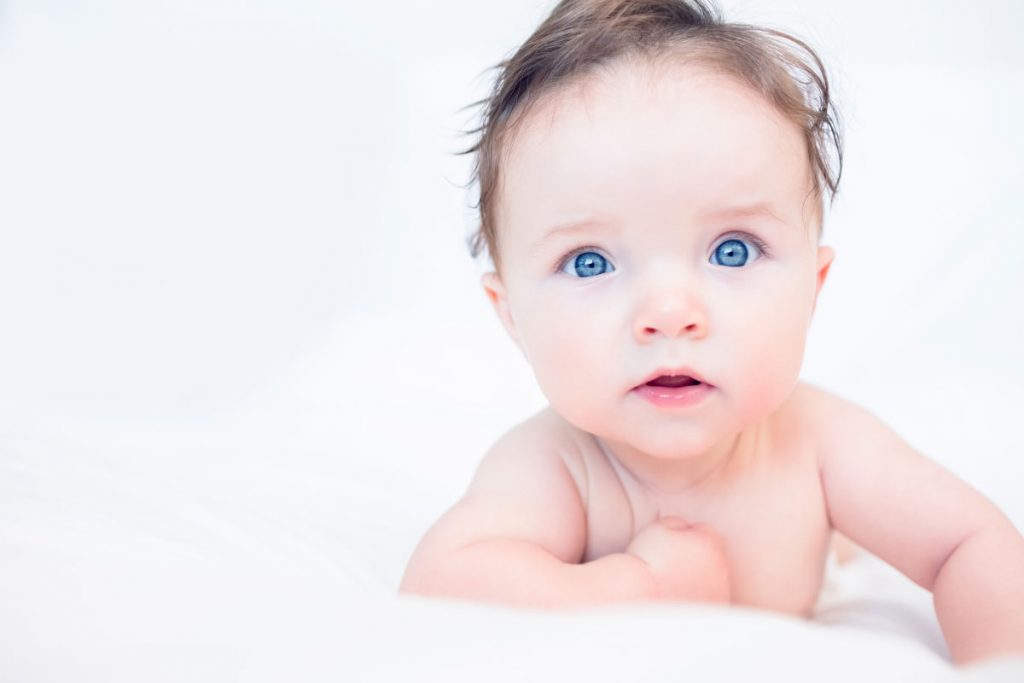 mit o oceh so tudi modre pri dojenčkih